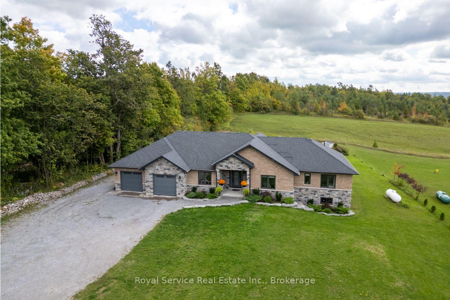 Photo 1 of 381 Sharpe Line, Cavan Monaghan, Cavan Twp — HOMEH