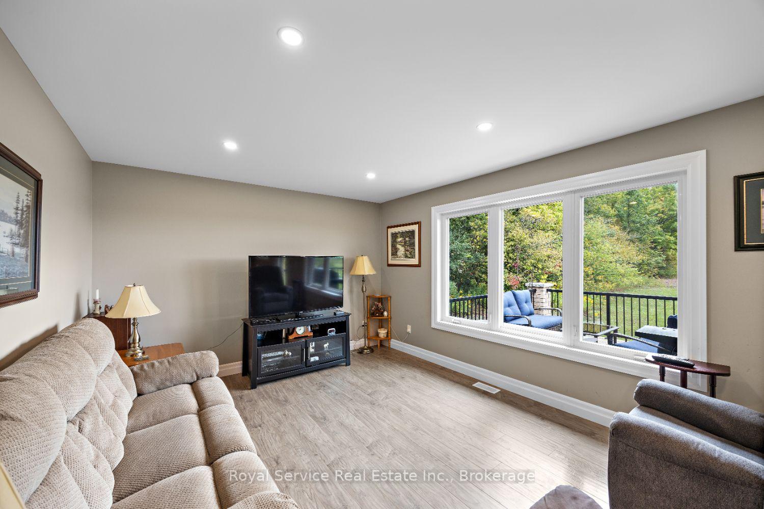 Photo 38 of 381 Sharpe Line, Cavan Monaghan, Cavan Twp — HOMEH