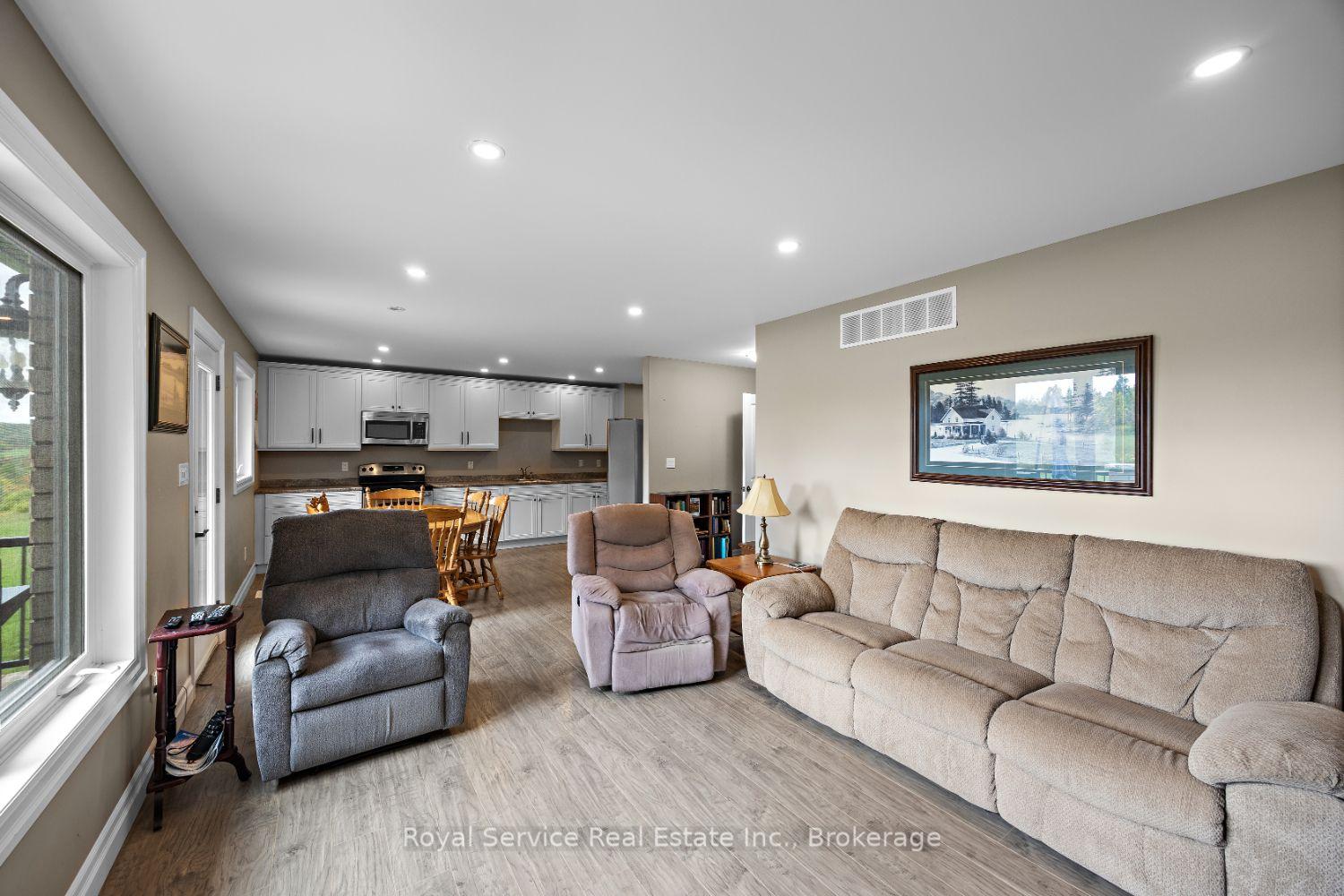 Photo 39 of 381 Sharpe Line, Cavan Monaghan, Cavan Twp — HOMEH