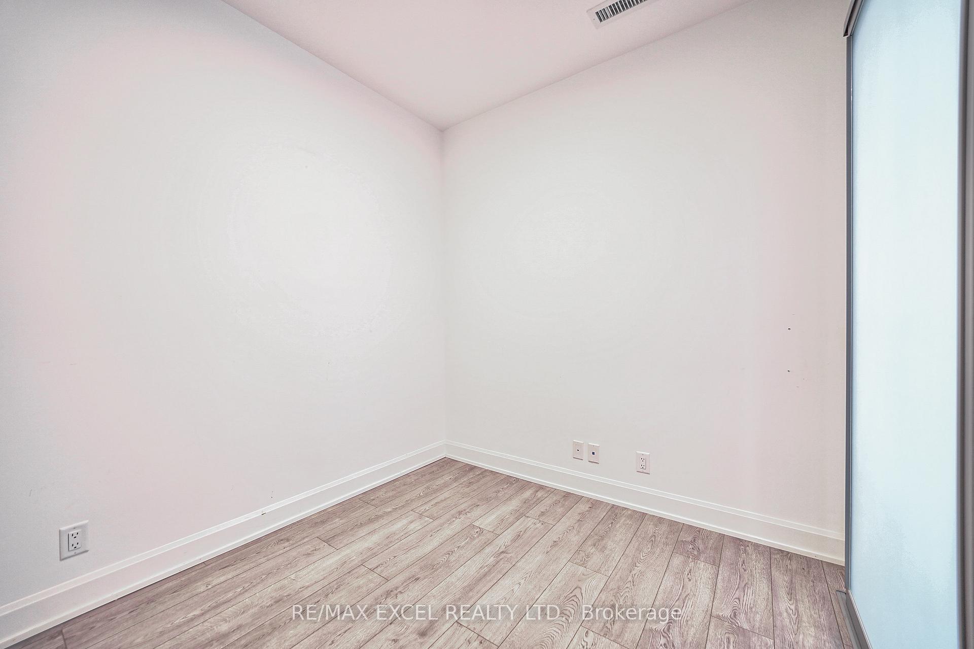 Photo 19 of Unit 2307, 8 Water Walk Drive, Markham, Unionville — HOMEH