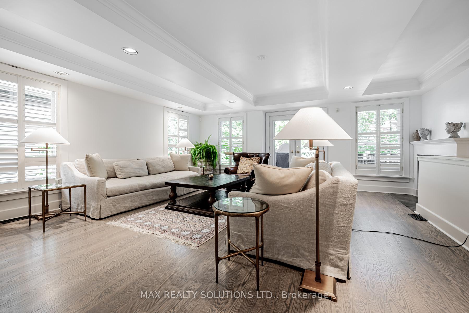 Photo 3 of 30 Roslin Avenue, Toronto, Lawrence Park North — HOMEH