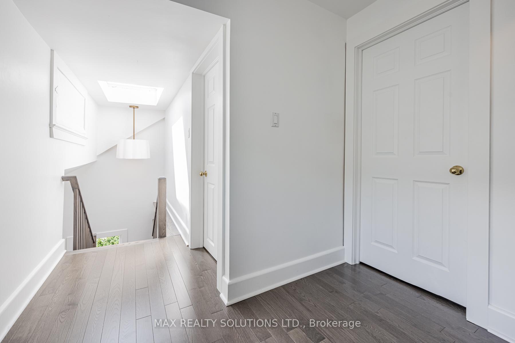 Photo 25 of 30 Roslin Avenue, Toronto, Lawrence Park North — HOMEH
