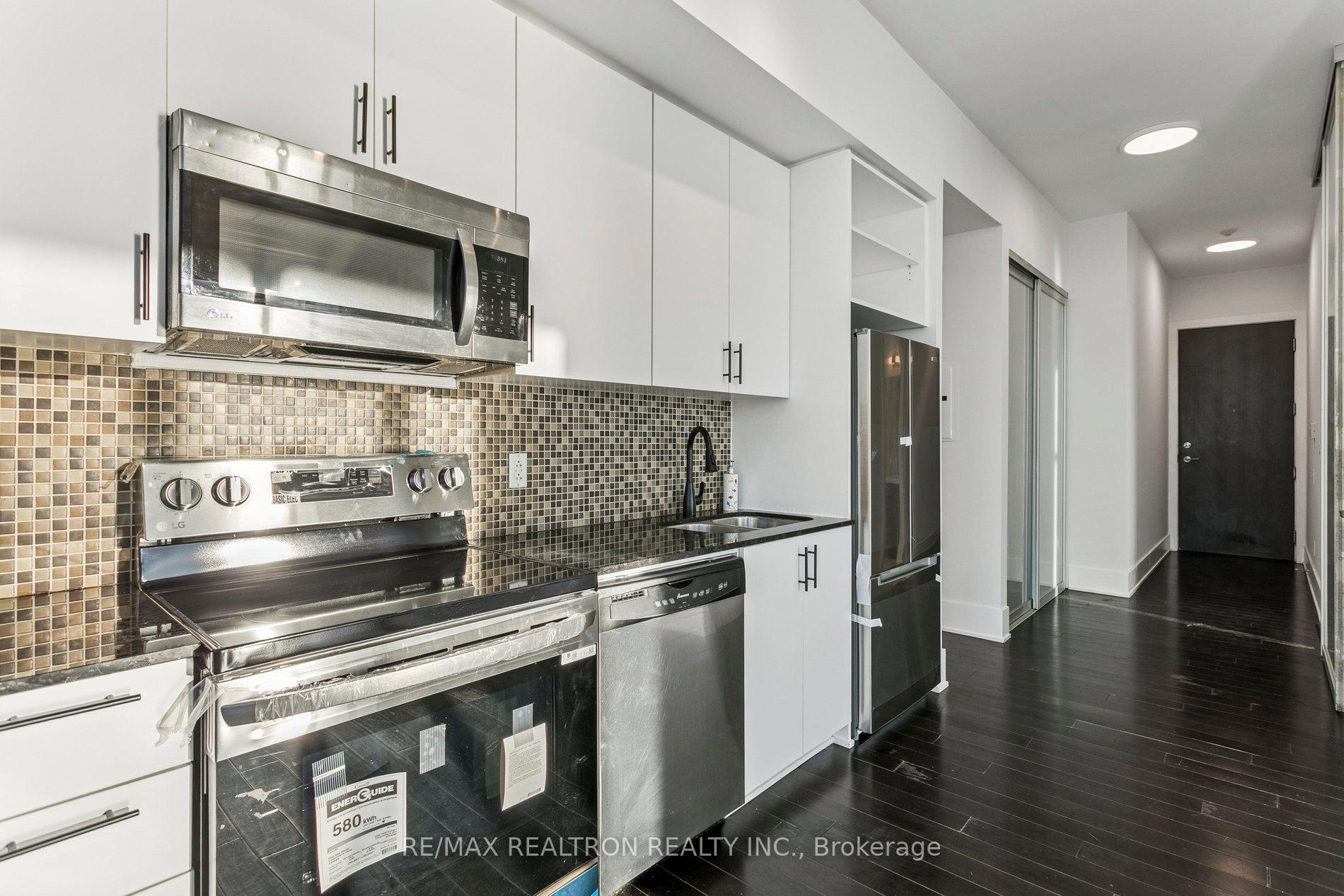 Photo 9 of Unit 2805, 103 The Queensway, Toronto, High Park-Swansea — HOMEH