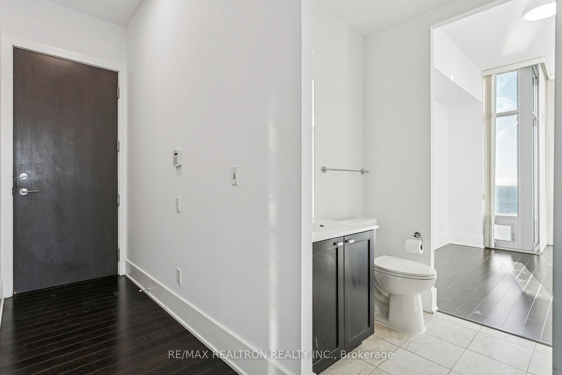Photo 13 of Unit 2805, 103 The Queensway, Toronto, High Park-Swansea — HOMEH