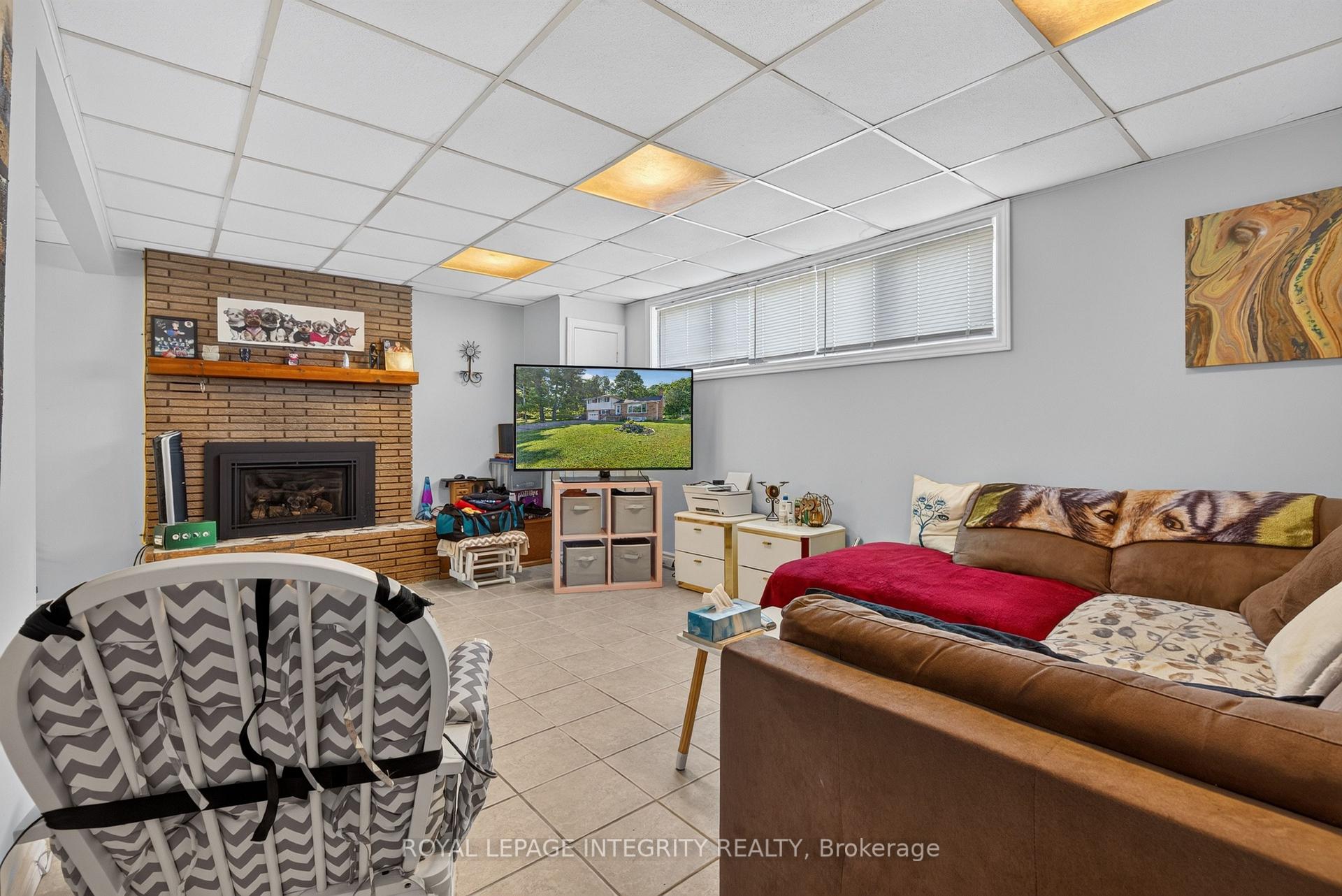 Photo 21 of 241 Wade Avenue, Renfrew, Renfrew — HOMEH