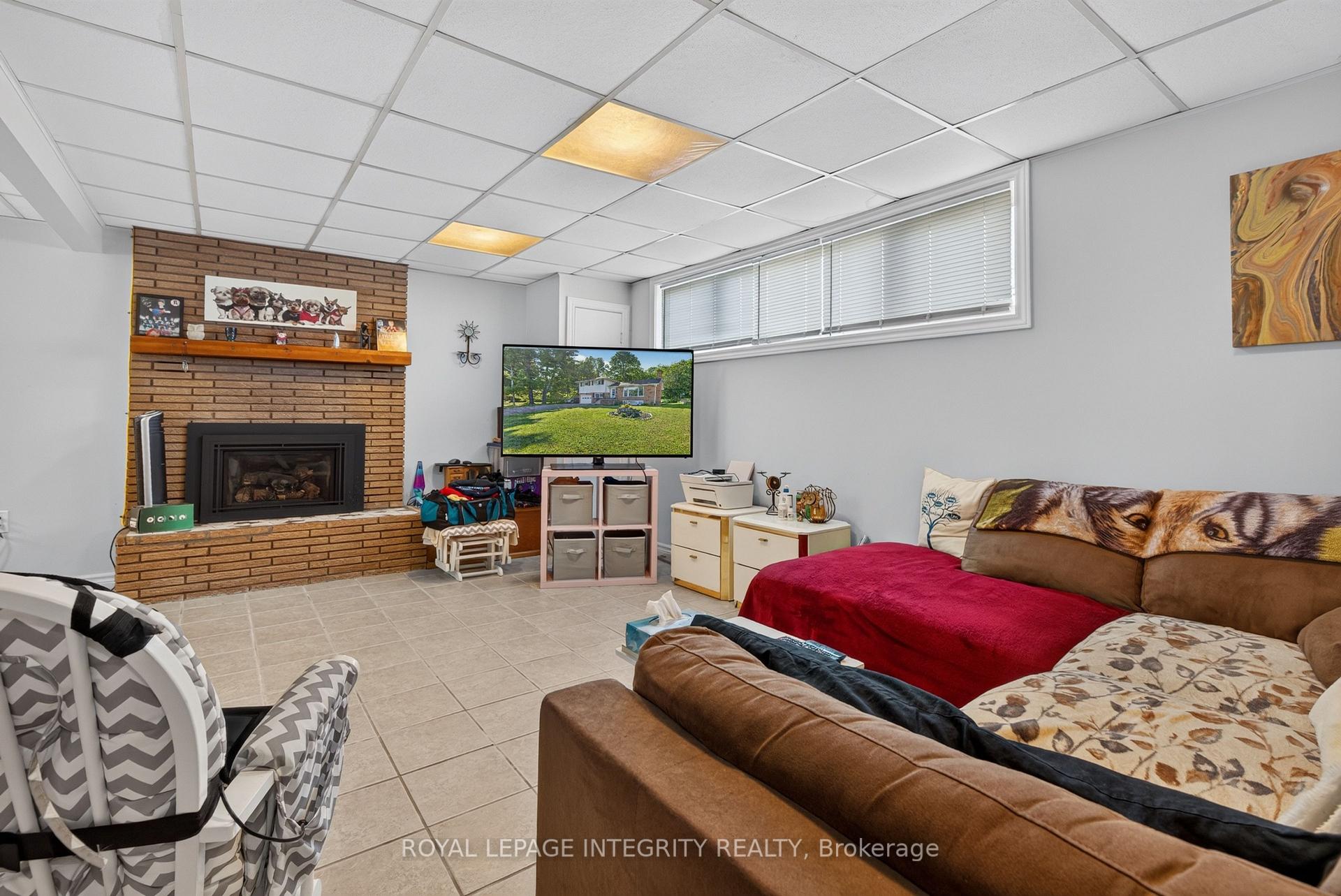 Photo 22 of 241 Wade Avenue, Renfrew, Renfrew — HOMEH
