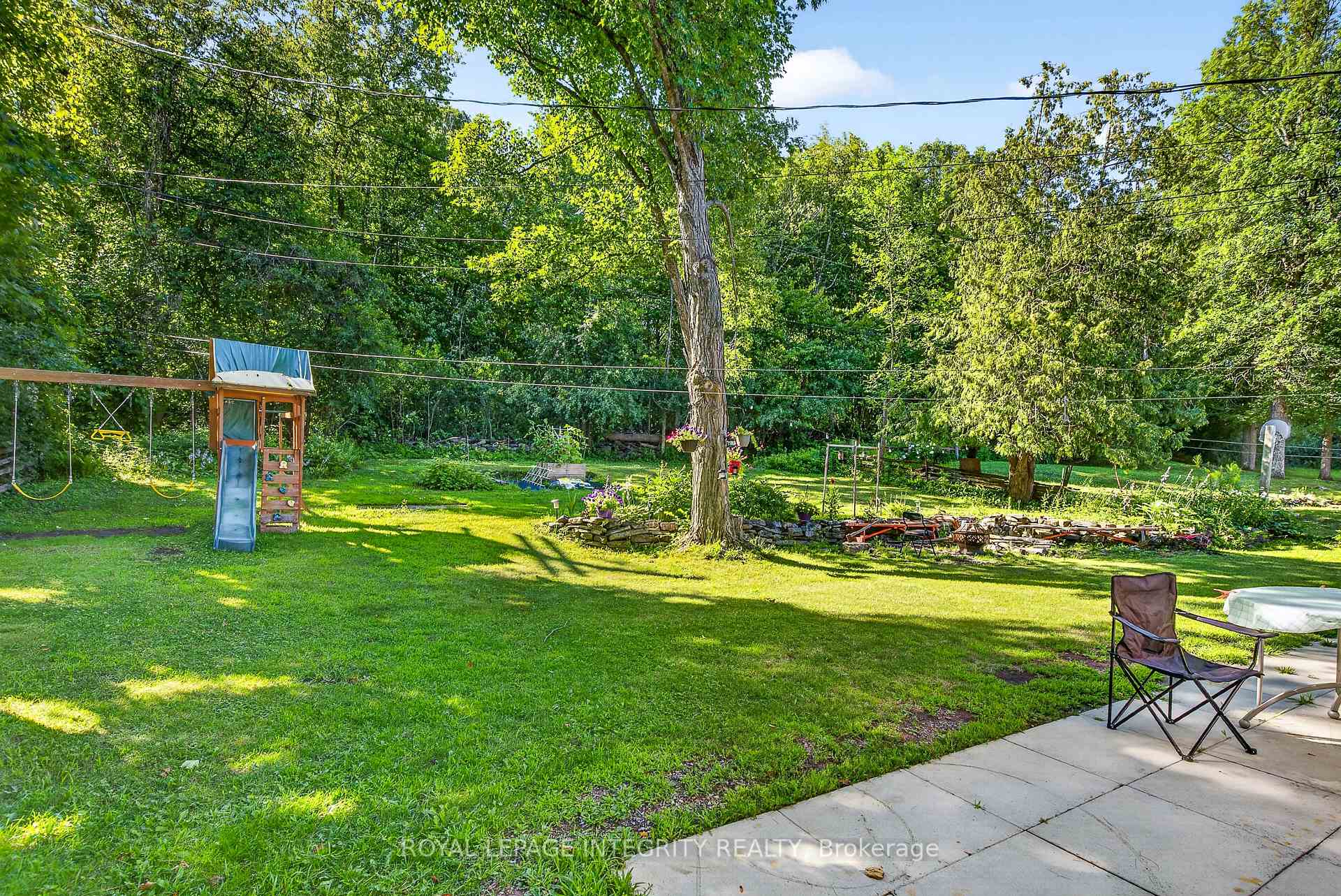 Photo 27 of 241 Wade Avenue, Renfrew, Renfrew — HOMEH