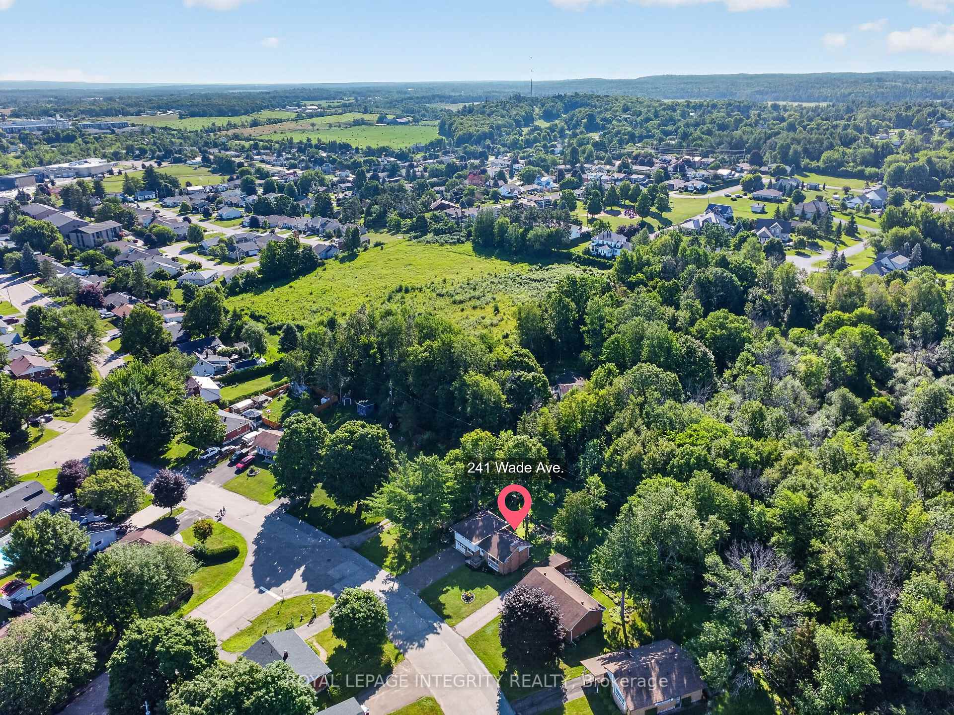 Photo 34 of 241 Wade Avenue, Renfrew, Renfrew — HOMEH