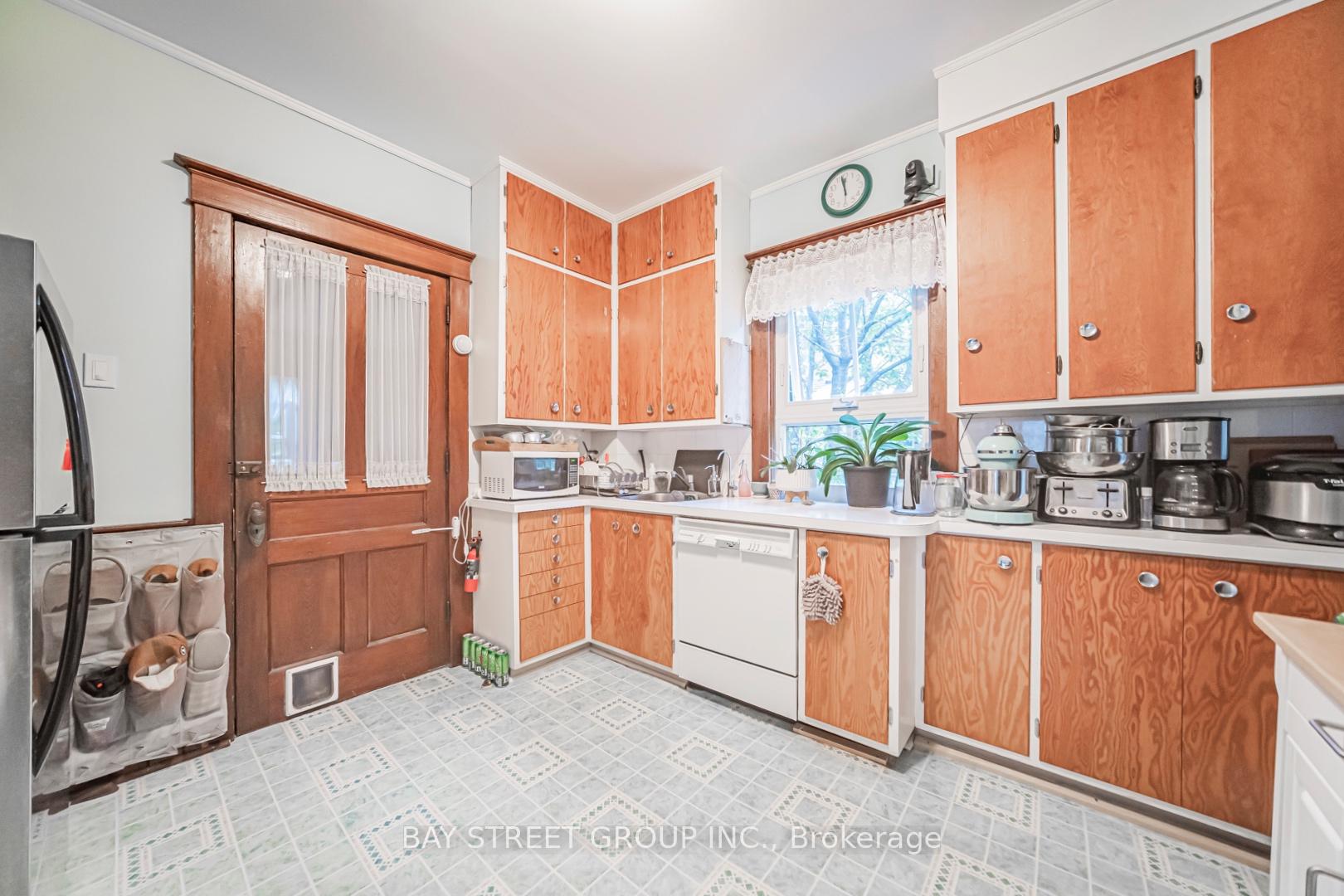 Photo 11 of 7 Pavillion Street, Markham, Unionville — HOMEH