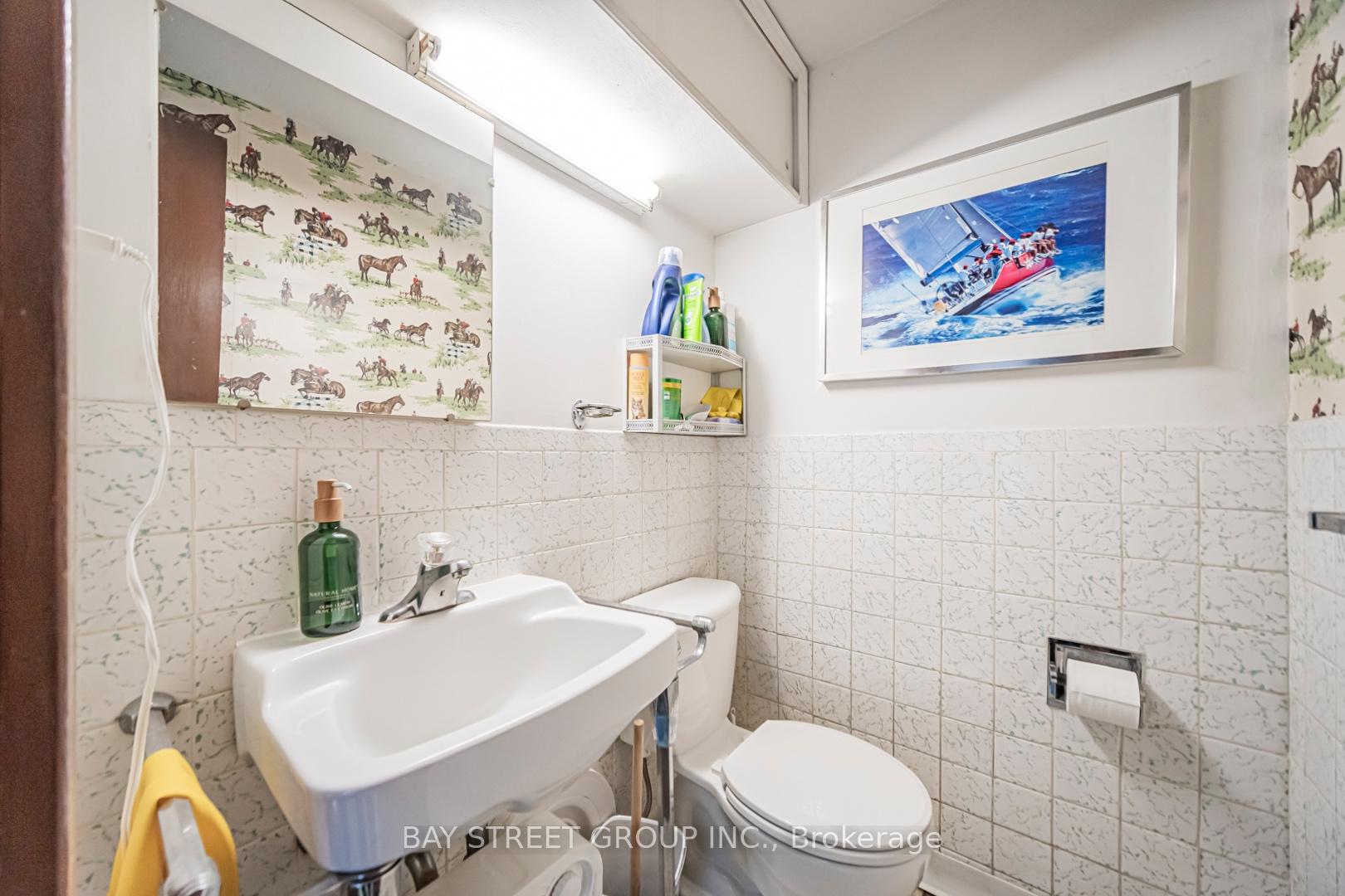 Photo 9 of 7 Pavillion Street, Markham, Unionville — HOMEH