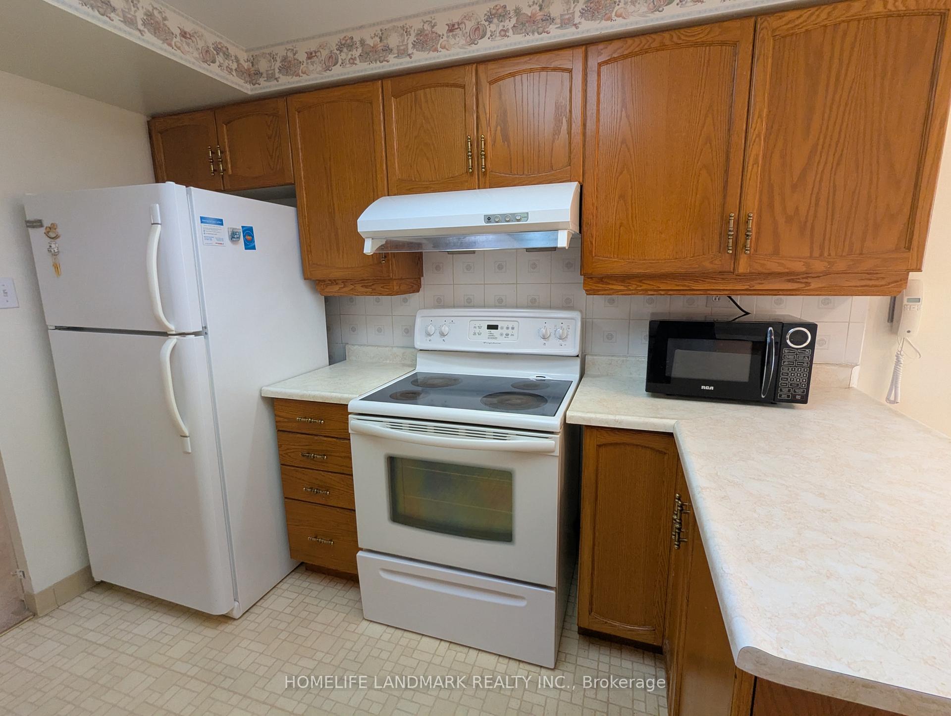 Photo 8 of Unit 306, 265 Westcourt Place, Waterloo, Beechwood — HOMEH