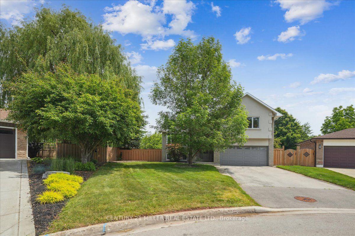 Photo 3 of 2442 Woburn Crescent, Oakville, West — HOMEH