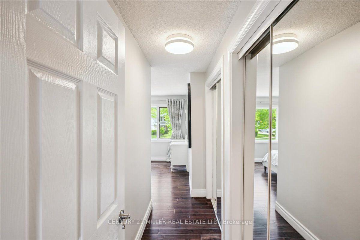 Photo 18 of 2442 Woburn Crescent, Oakville, West — HOMEH