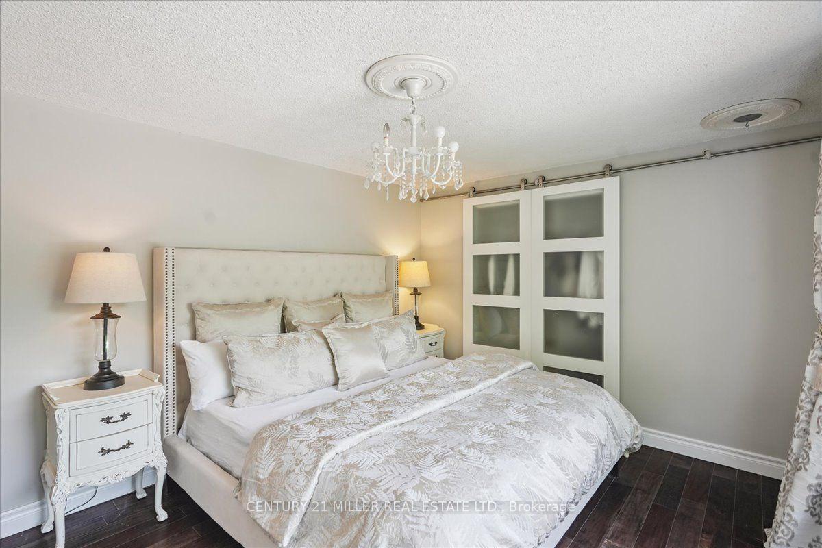 Photo 21 of 2442 Woburn Crescent, Oakville, West — HOMEH