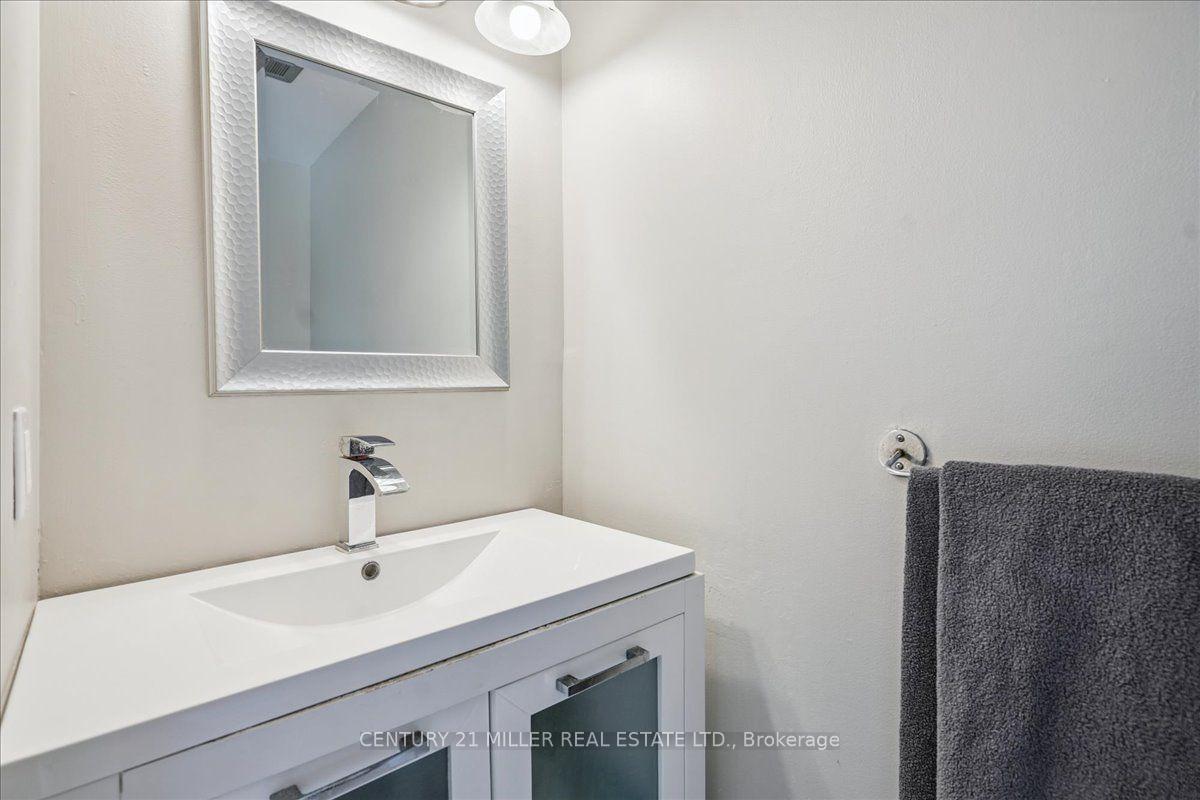 Photo 24 of 2442 Woburn Crescent, Oakville, West — HOMEH
