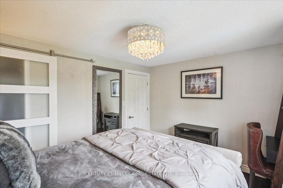 Photo 26 of 2442 Woburn Crescent, Oakville, West — HOMEH