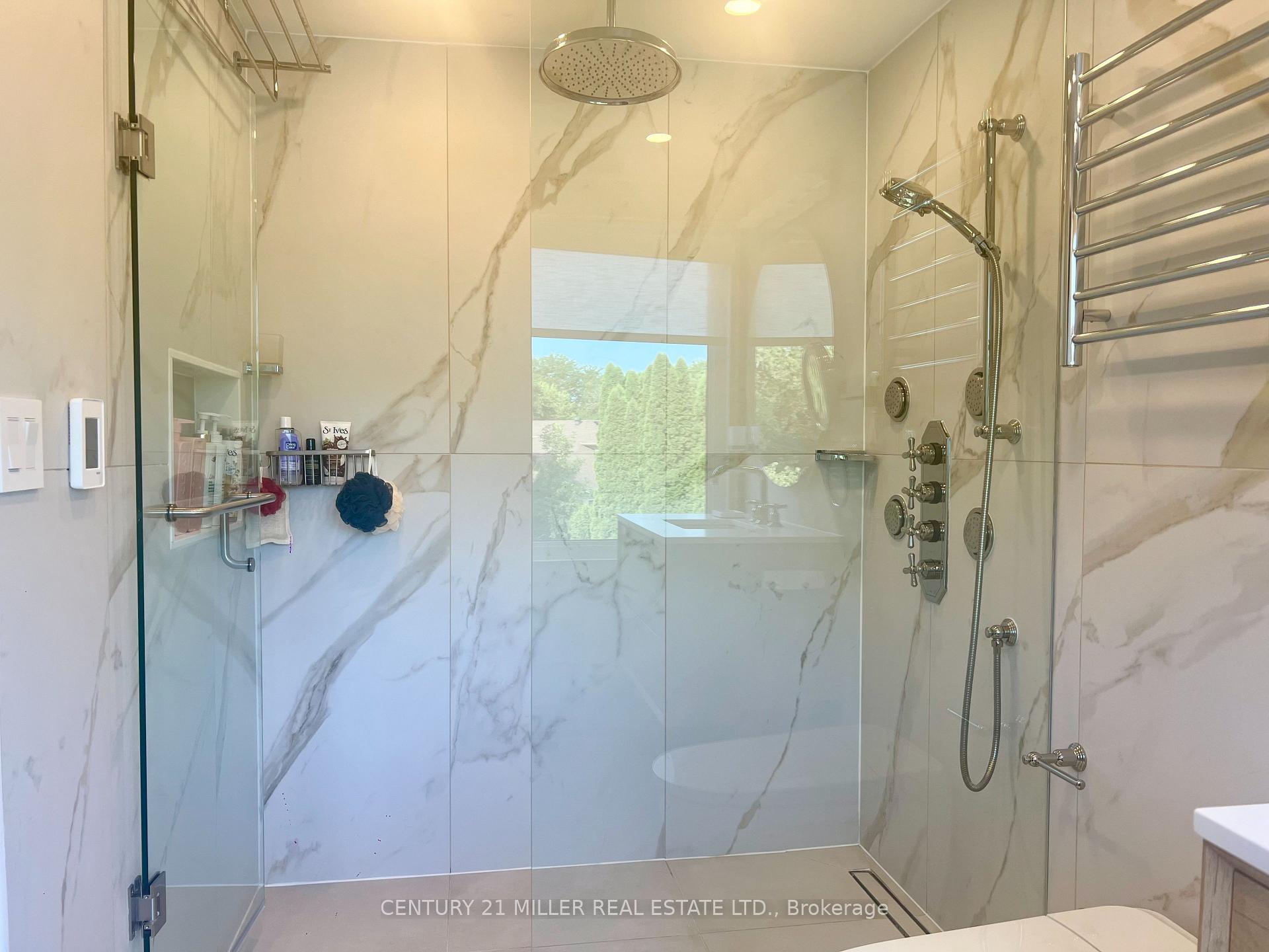 Photo 28 of 2442 Woburn Crescent, Oakville, West — HOMEH