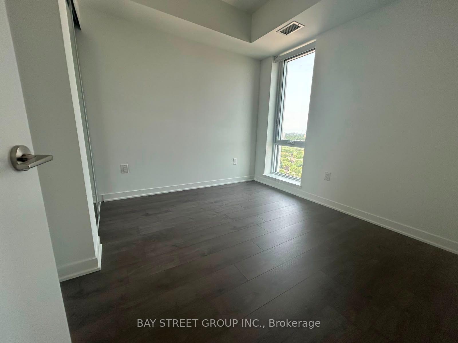 Photo 5 of Unit 2401, 10 Oak Street, Toronto, Regent Park — HOMEH