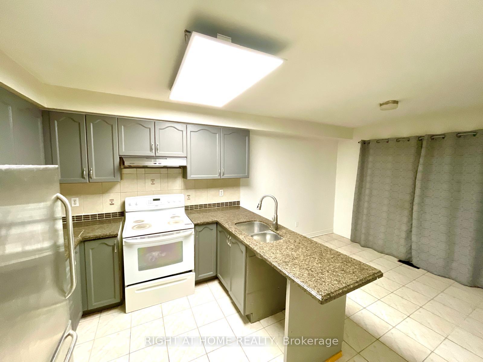 Photo 1 of Unit A, 55 Velvet Grass Lane, Brampton, Sandringham-Wellington — HOMEH