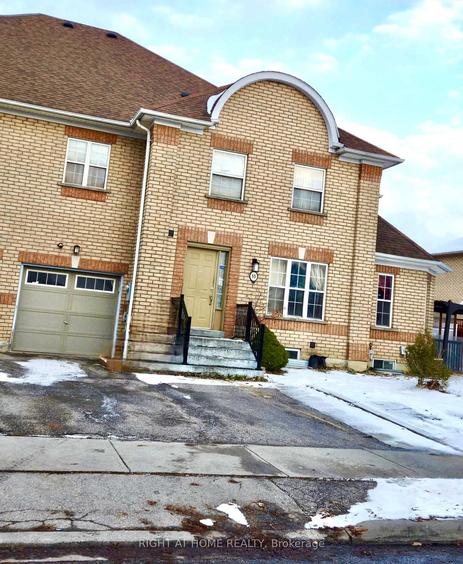 Photo 20 of Unit A, 55 Velvet Grass Lane, Brampton, Sandringham-Wellington — HOMEH