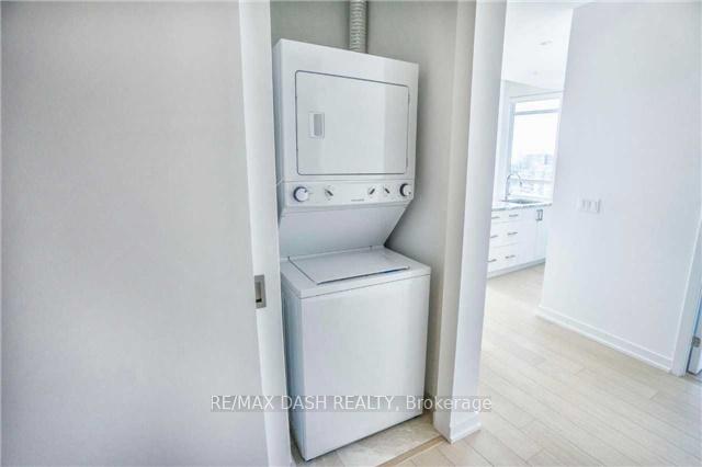 Photo 19 of Unit 3110, 89 Dunfield Avenue, Toronto, Mount Pleasant West — HOMEH