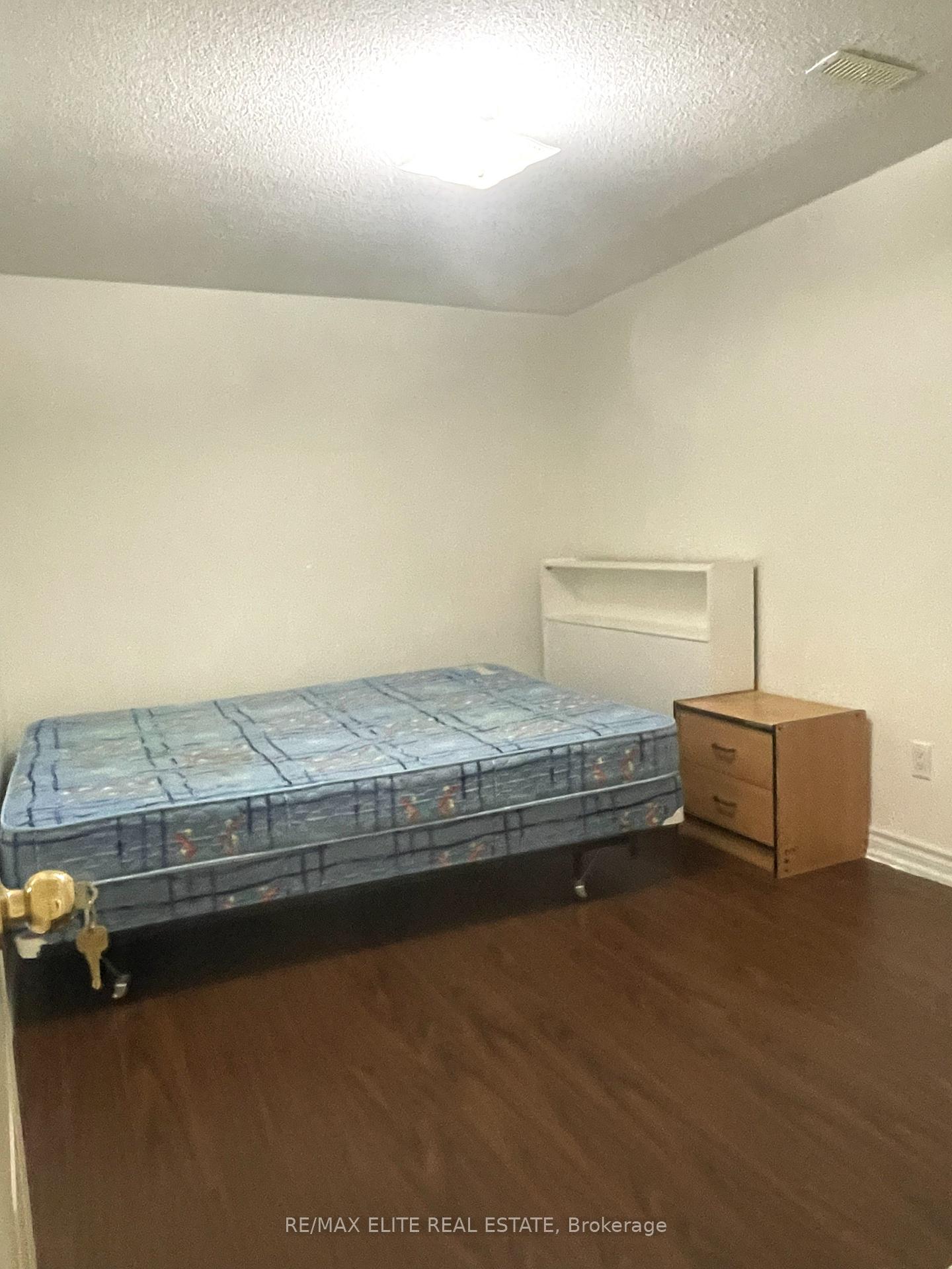 Photo 7 of Unit Basement, 23 Vickers Road, Markham, Milliken Mills East — HOMEH