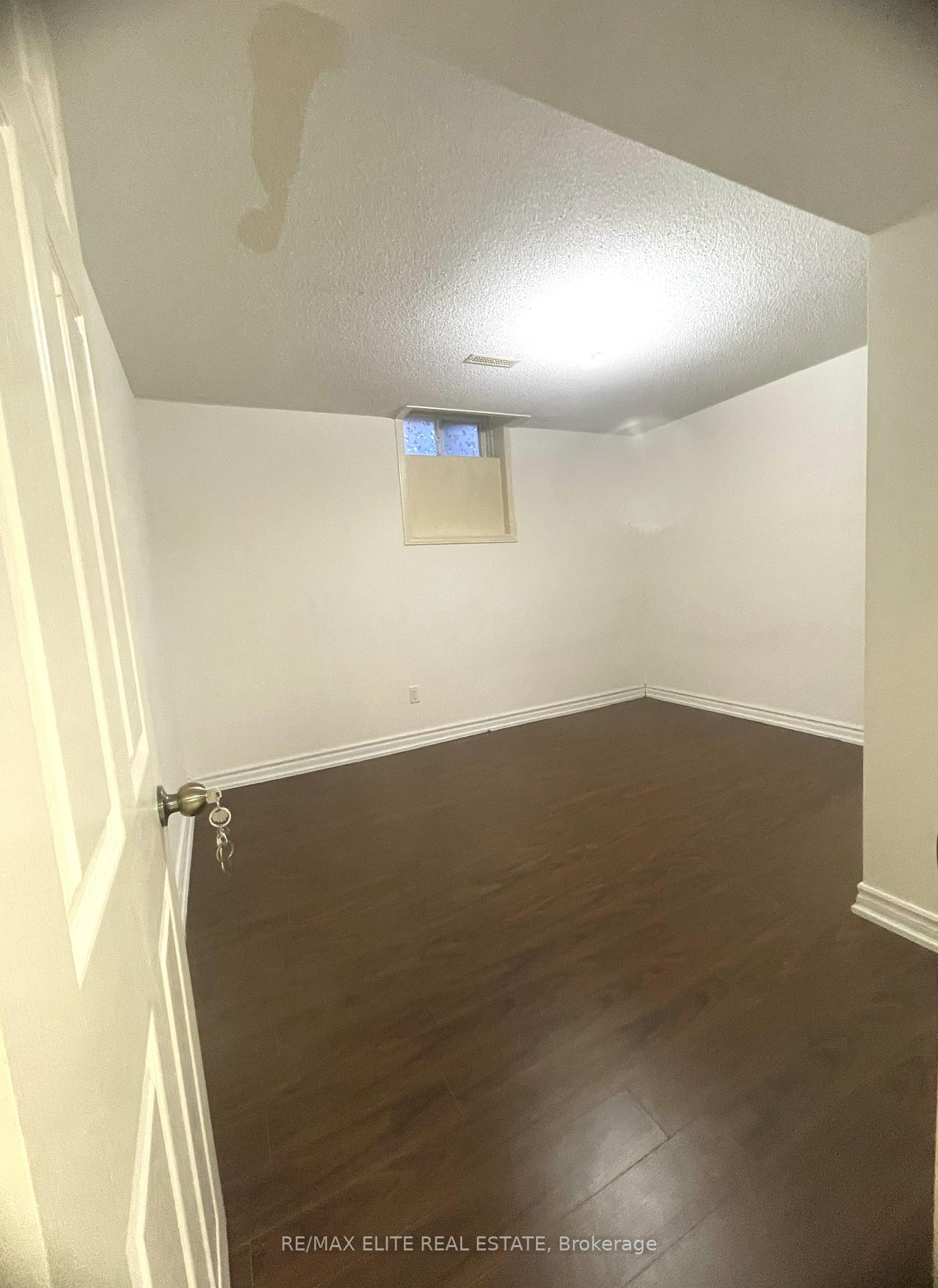 Photo 8 of Unit Basement, 23 Vickers Road, Markham, Milliken Mills East — HOMEH