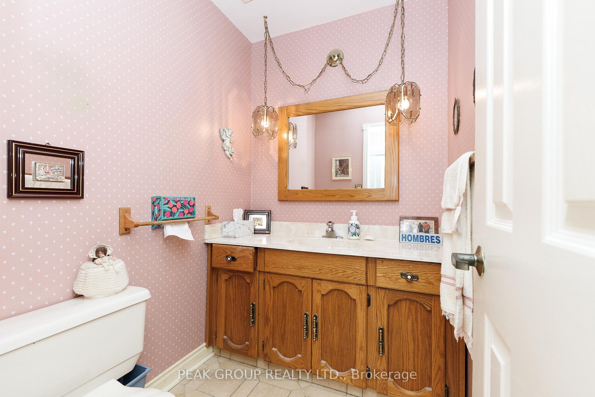 Photo 16 of 7178 Freeman Street, Niagara Falls, Morrison — HOMEH