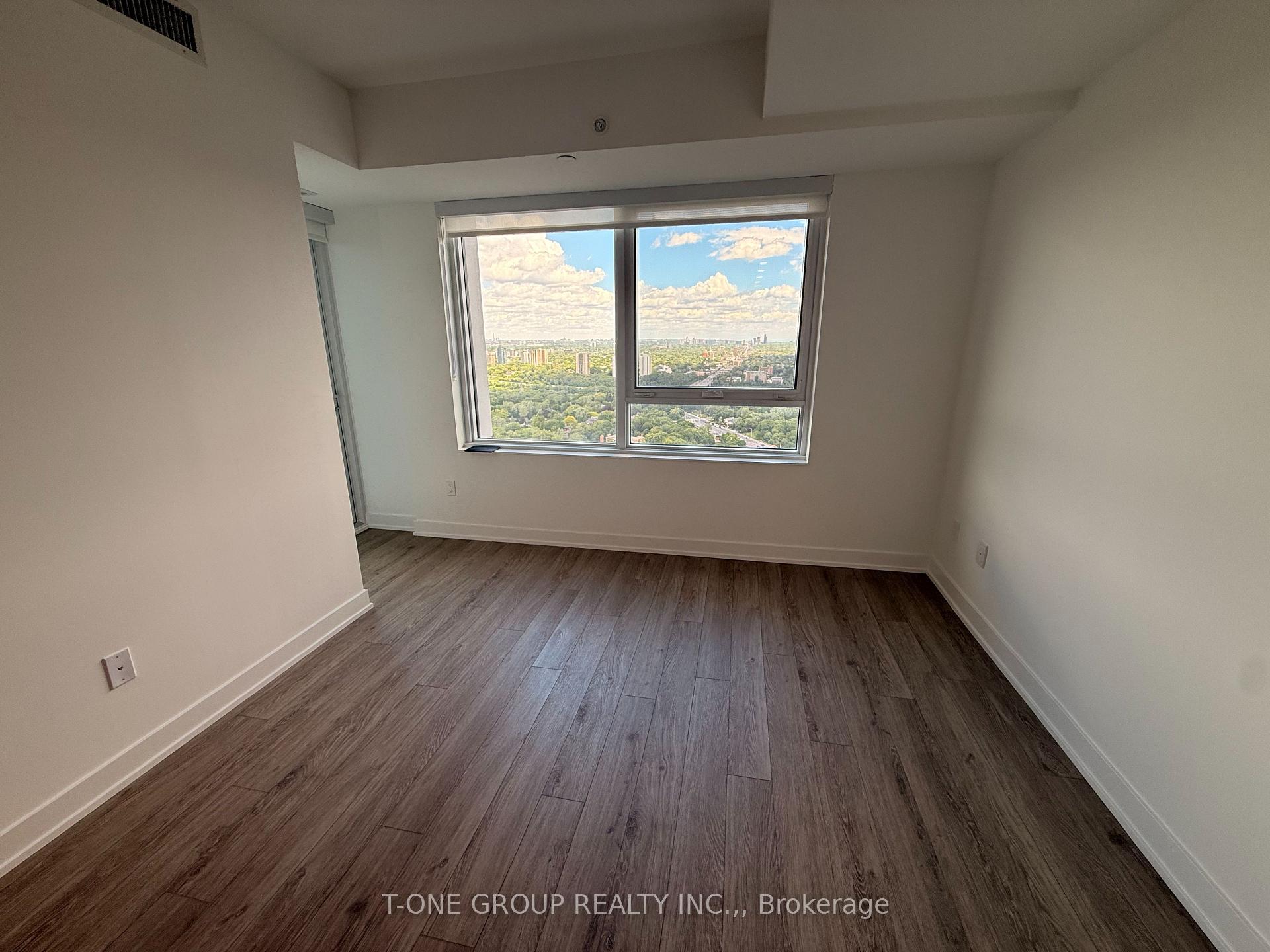 Photo 5 of Unit 3708, 609 Sherbourne Street E, Toronto, North St. James Town — HOMEH