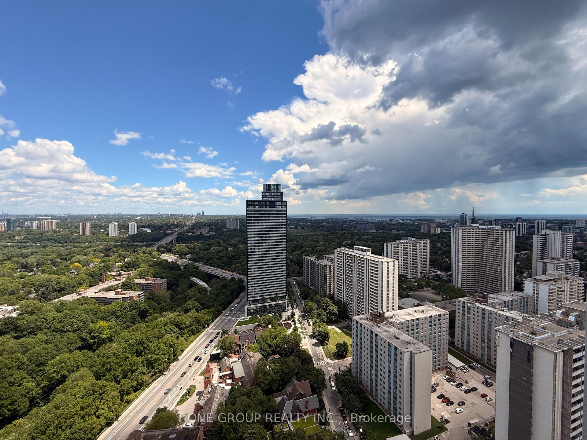 Photo 11 of Unit 3708, 609 Sherbourne Street E, Toronto, North St. James Town — HOMEH