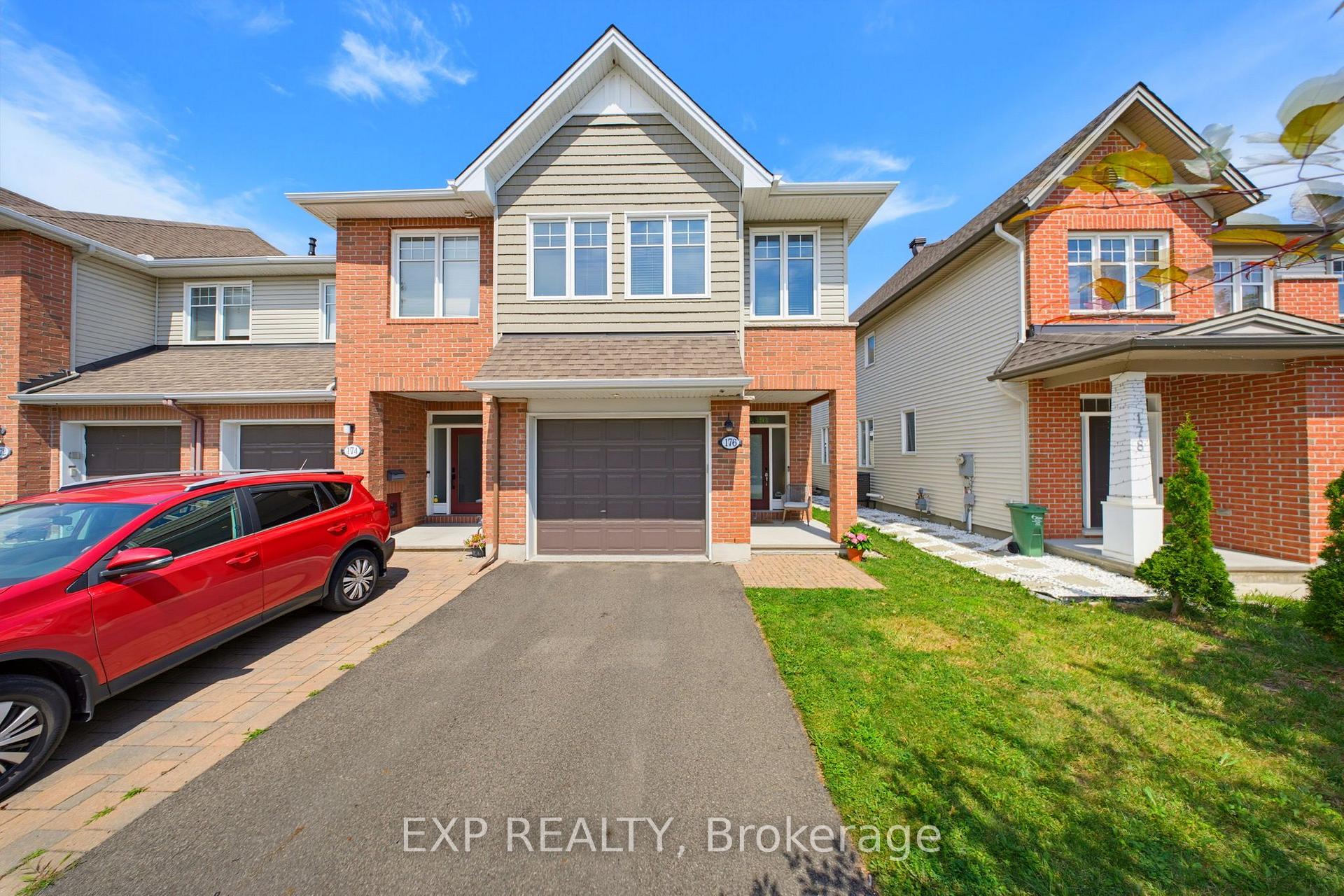 Photo 2 of 176 Manorwood Crescent, Ottawa, Blossom Park/Kemp Park/Findlay Creek — HOMEH