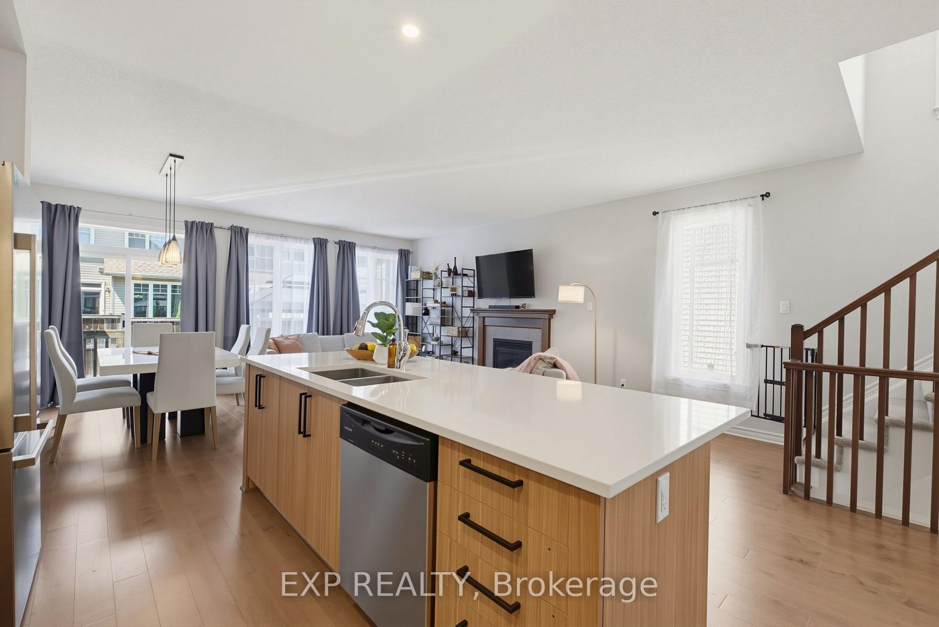 Photo 13 of 176 Manorwood Crescent, Ottawa, Blossom Park/Kemp Park/Findlay Creek — HOMEH