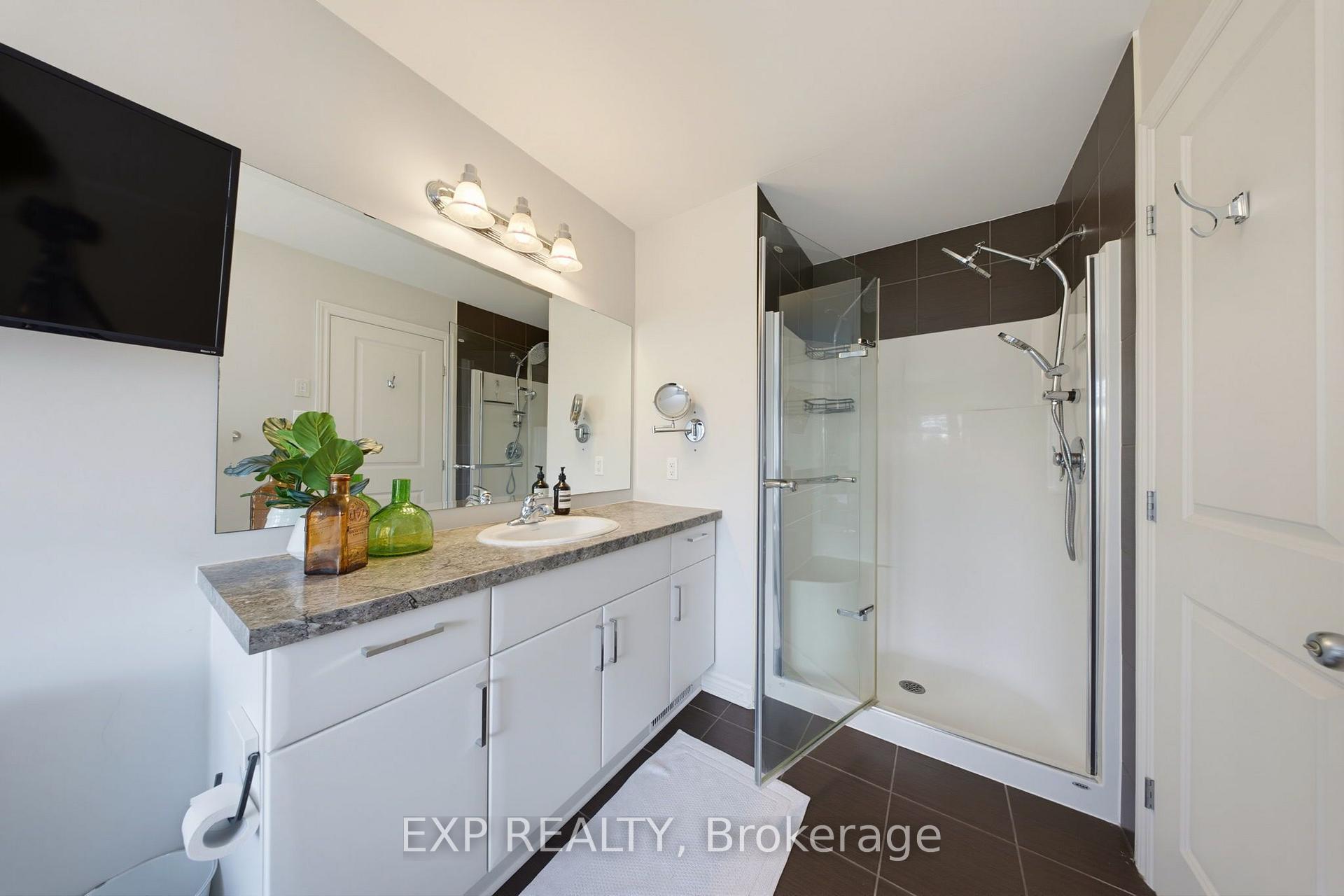Photo 30 of 176 Manorwood Crescent, Ottawa, Blossom Park/Kemp Park/Findlay Creek — HOMEH