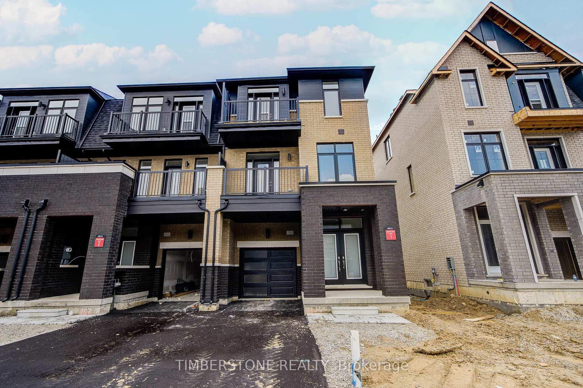 Photo 1 of 108 Arnold Circle, Brampton, Northwest Brampton — HOMEH