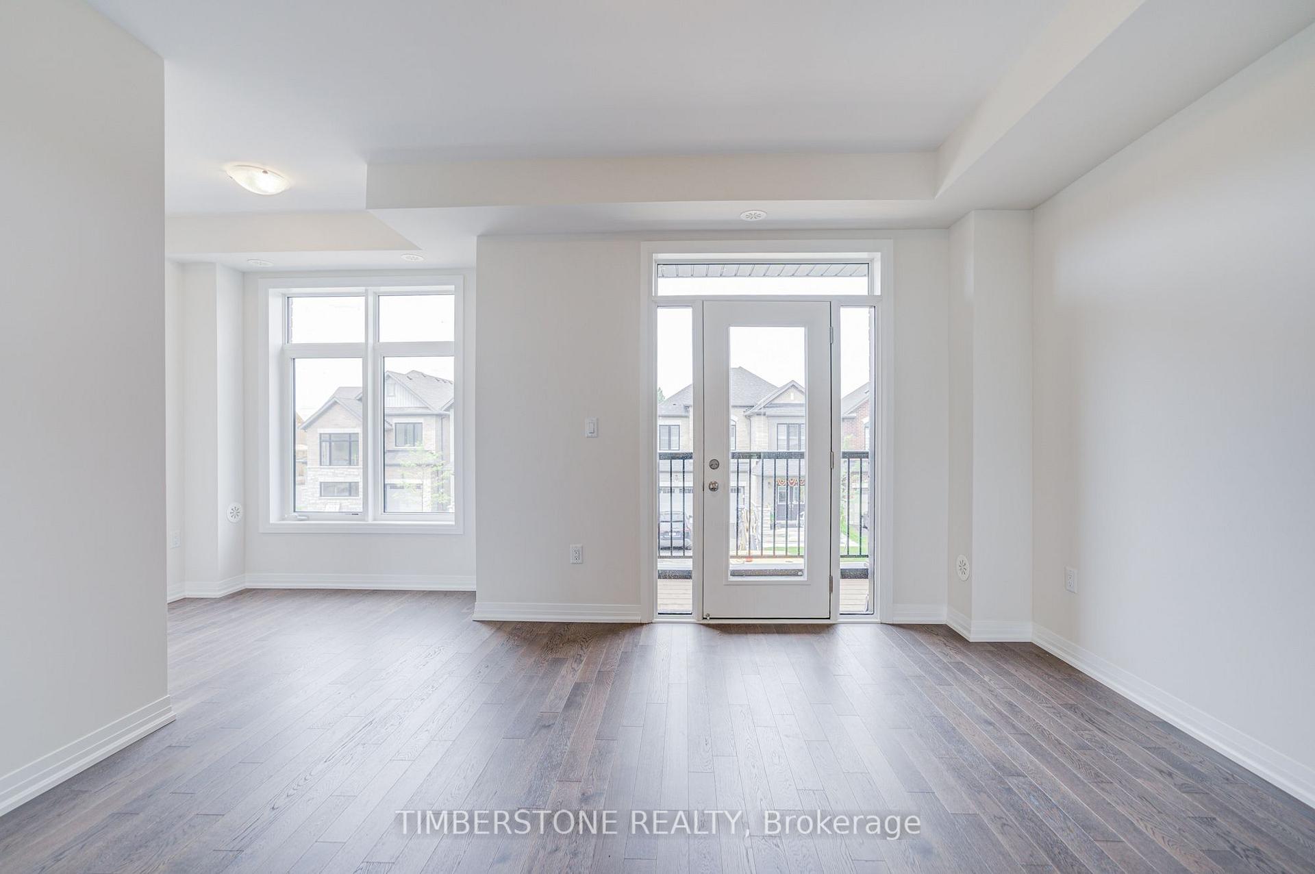 Photo 13 of 108 Arnold Circle, Brampton, Northwest Brampton — HOMEH