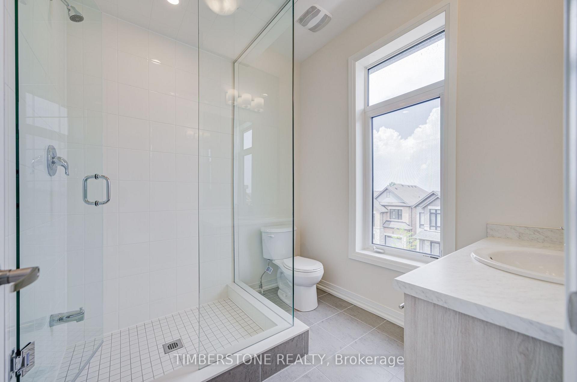 Photo 29 of 108 Arnold Circle, Brampton, Northwest Brampton — HOMEH