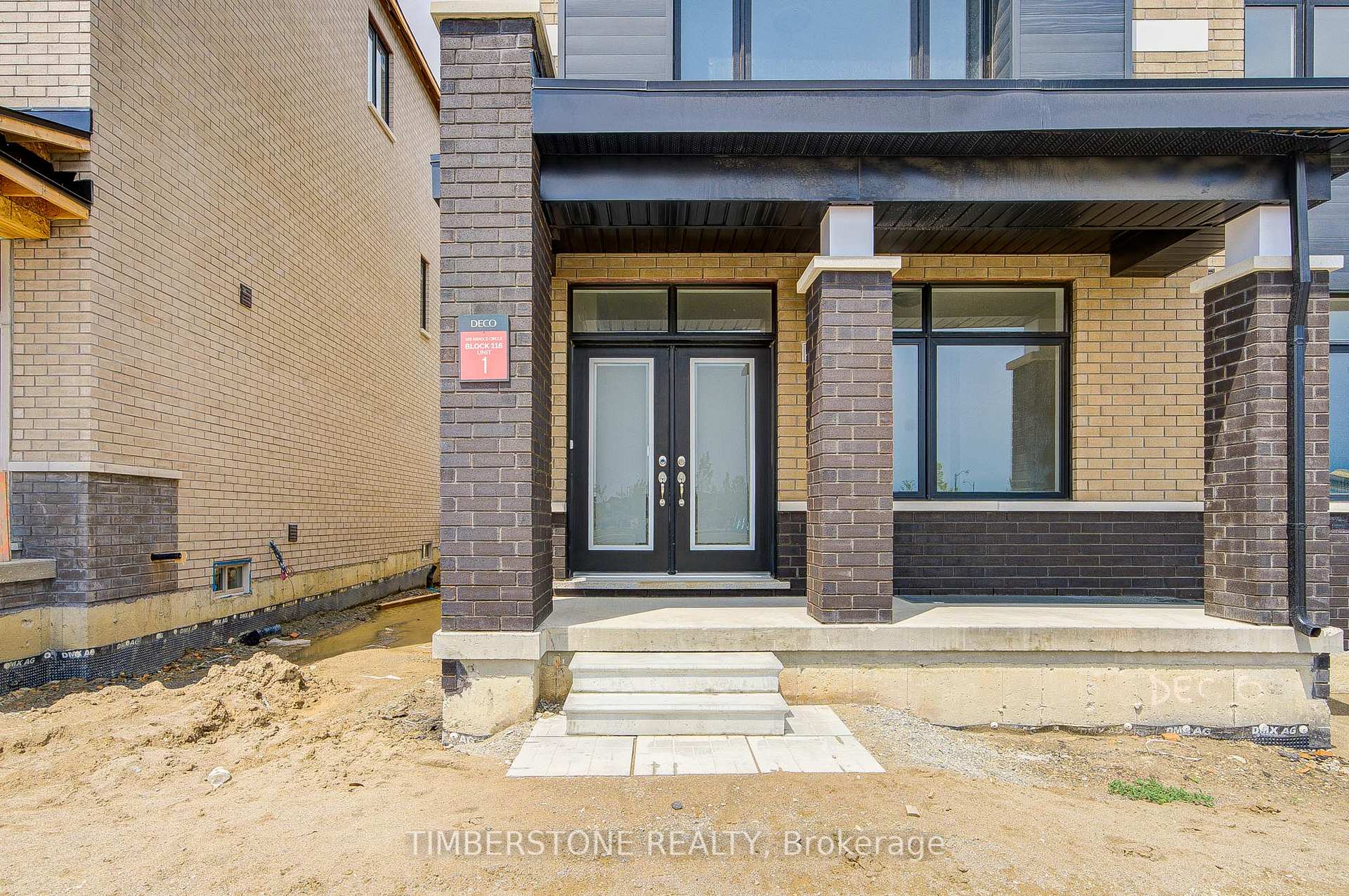 Photo 37 of 108 Arnold Circle, Brampton, Northwest Brampton — HOMEH