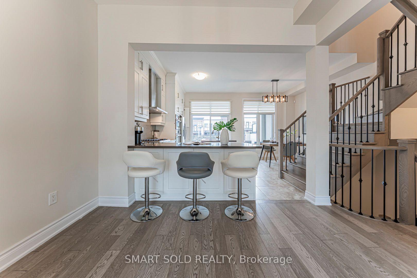 Photo 9 of 585 Marc Santi Boulevard, Vaughan, Patterson — HOMEH