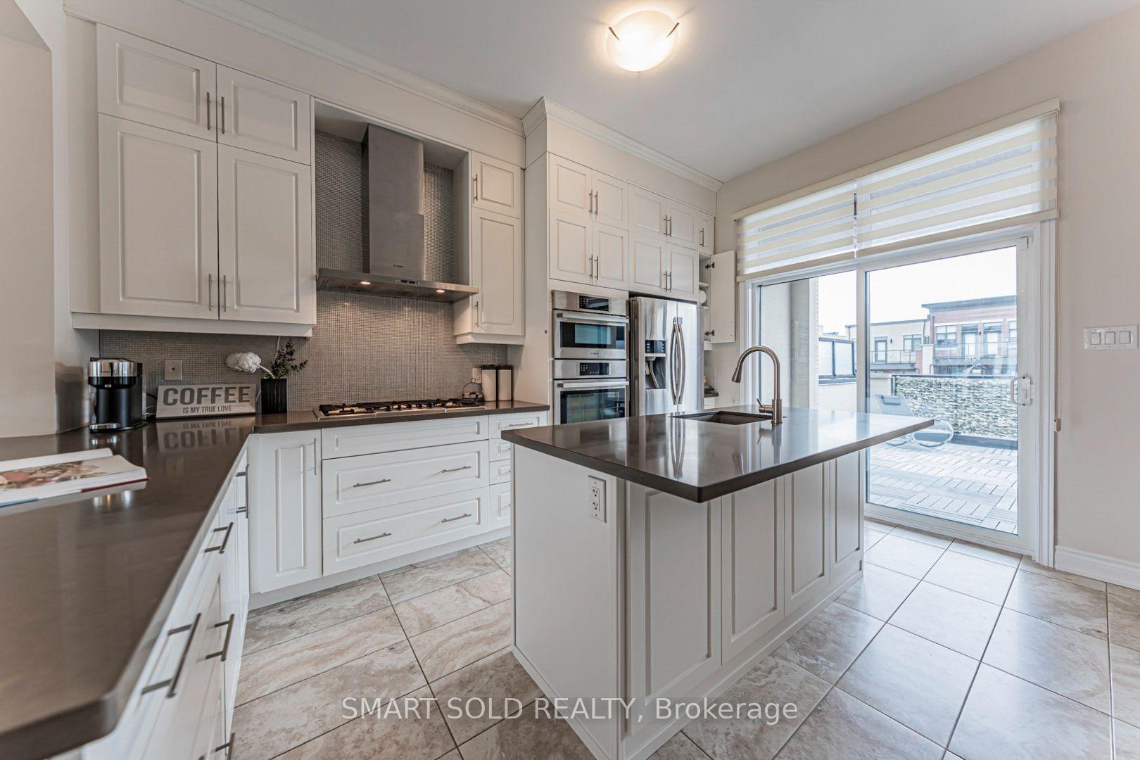 Photo 10 of 585 Marc Santi Boulevard, Vaughan, Patterson — HOMEH