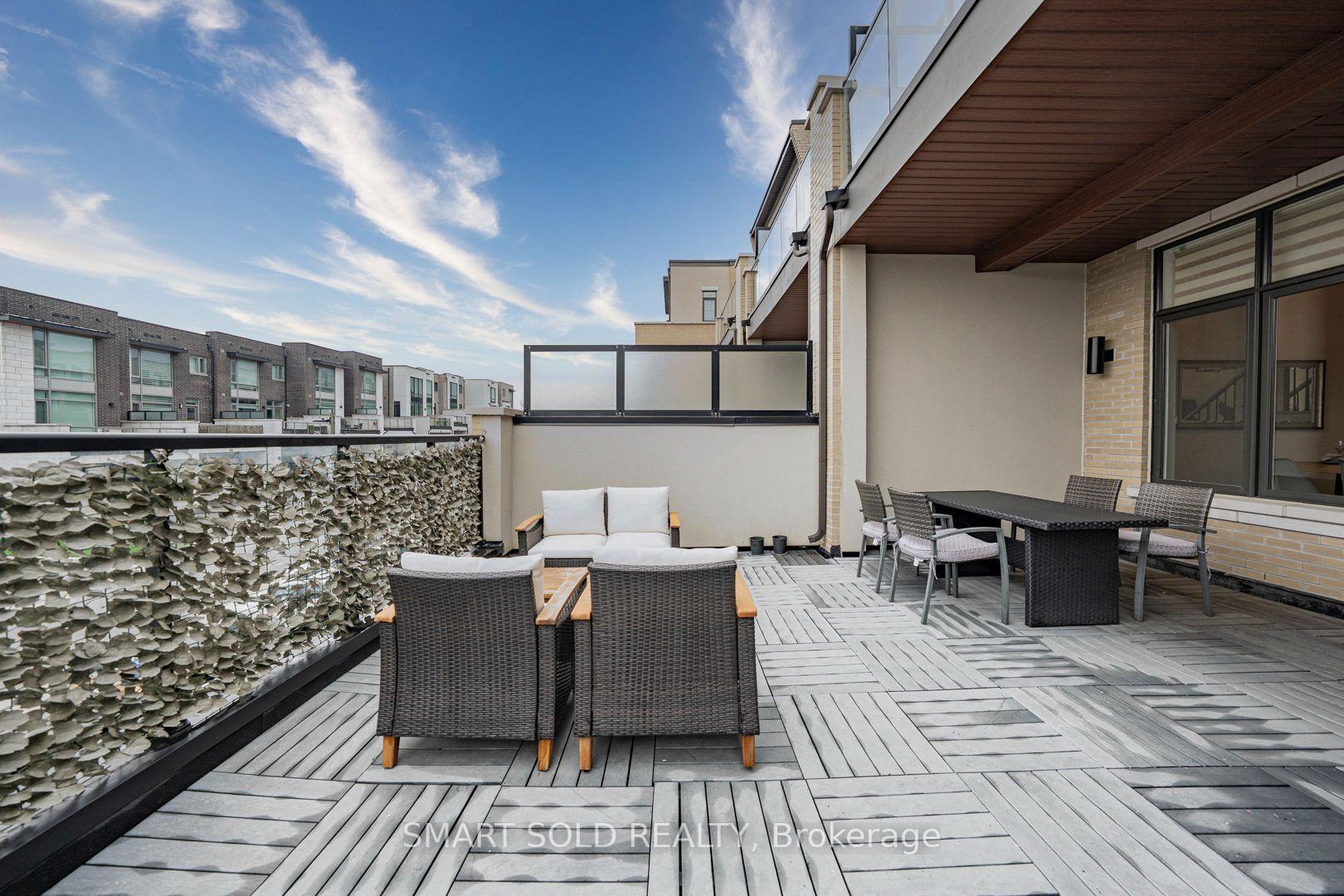 Photo 15 of 585 Marc Santi Boulevard, Vaughan, Patterson — HOMEH
