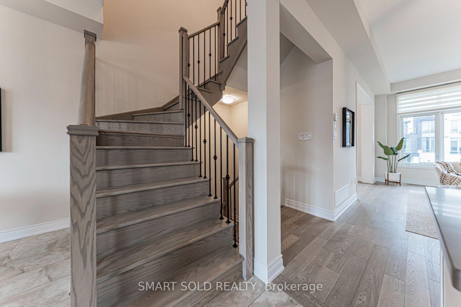Photo 26 of 585 Marc Santi Boulevard, Vaughan, Patterson — HOMEH