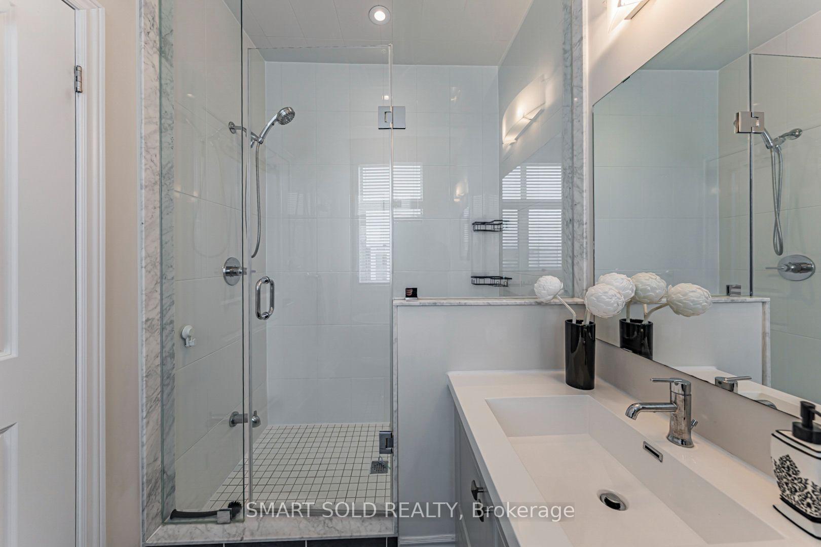 Photo 31 of 585 Marc Santi Boulevard, Vaughan, Patterson — HOMEH