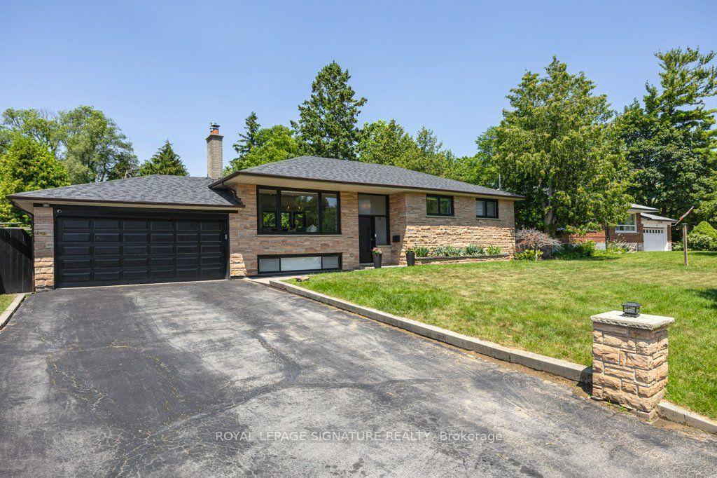 Photo 1 of 14 Bonacres Avenue, Scarborough, Centennial Scarborough — HOMEH