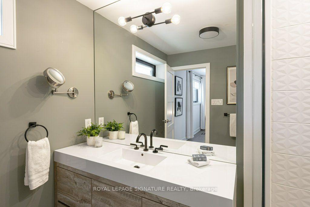 Photo 18 of 14 Bonacres Avenue, Scarborough, Centennial Scarborough — HOMEH