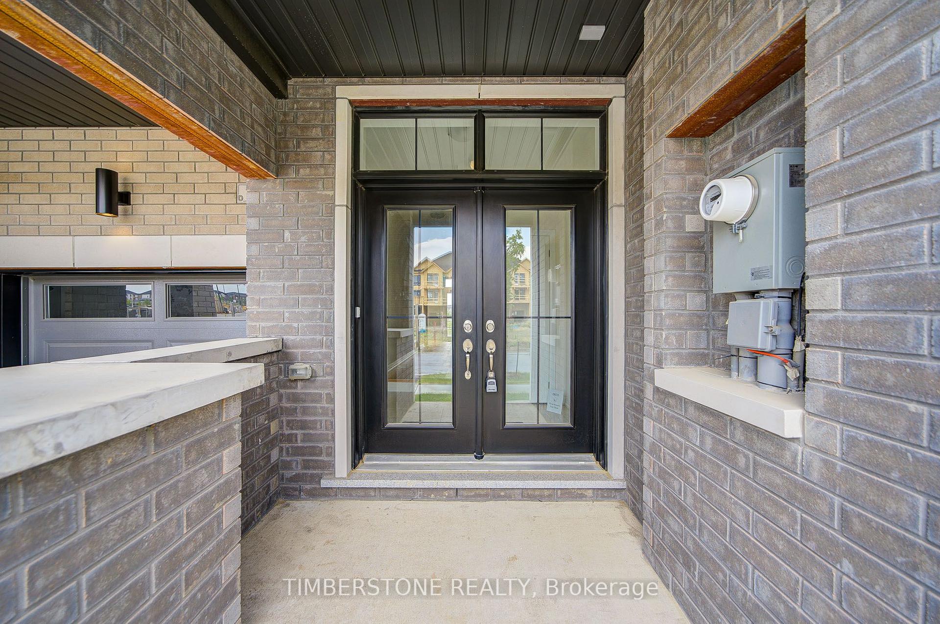 Photo 2 of 74 Blue Pond Drive, Brampton, Northwest Brampton — HOMEH