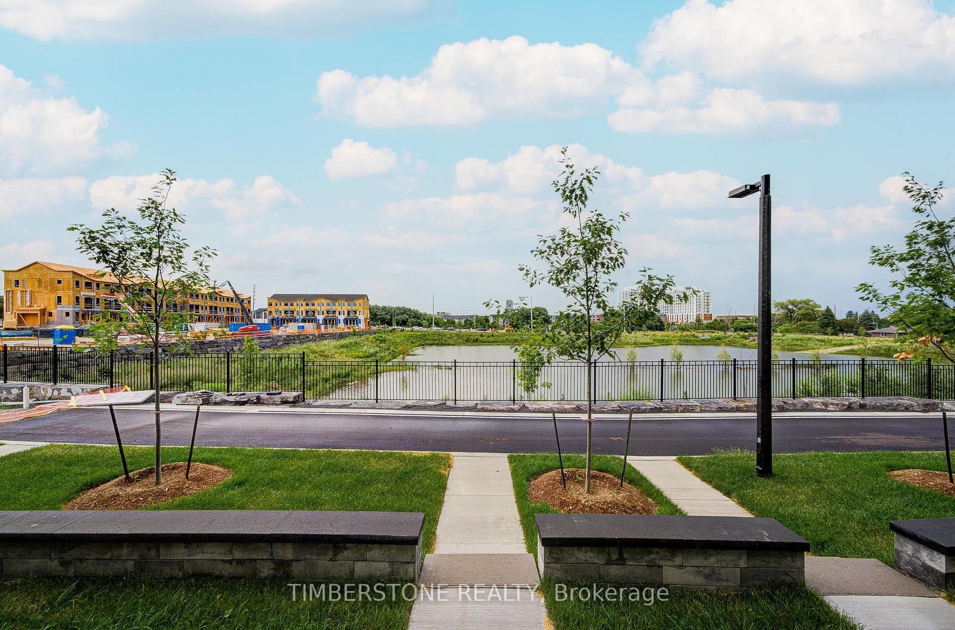 Photo 3 of 74 Blue Pond Drive, Brampton, Northwest Brampton — HOMEH