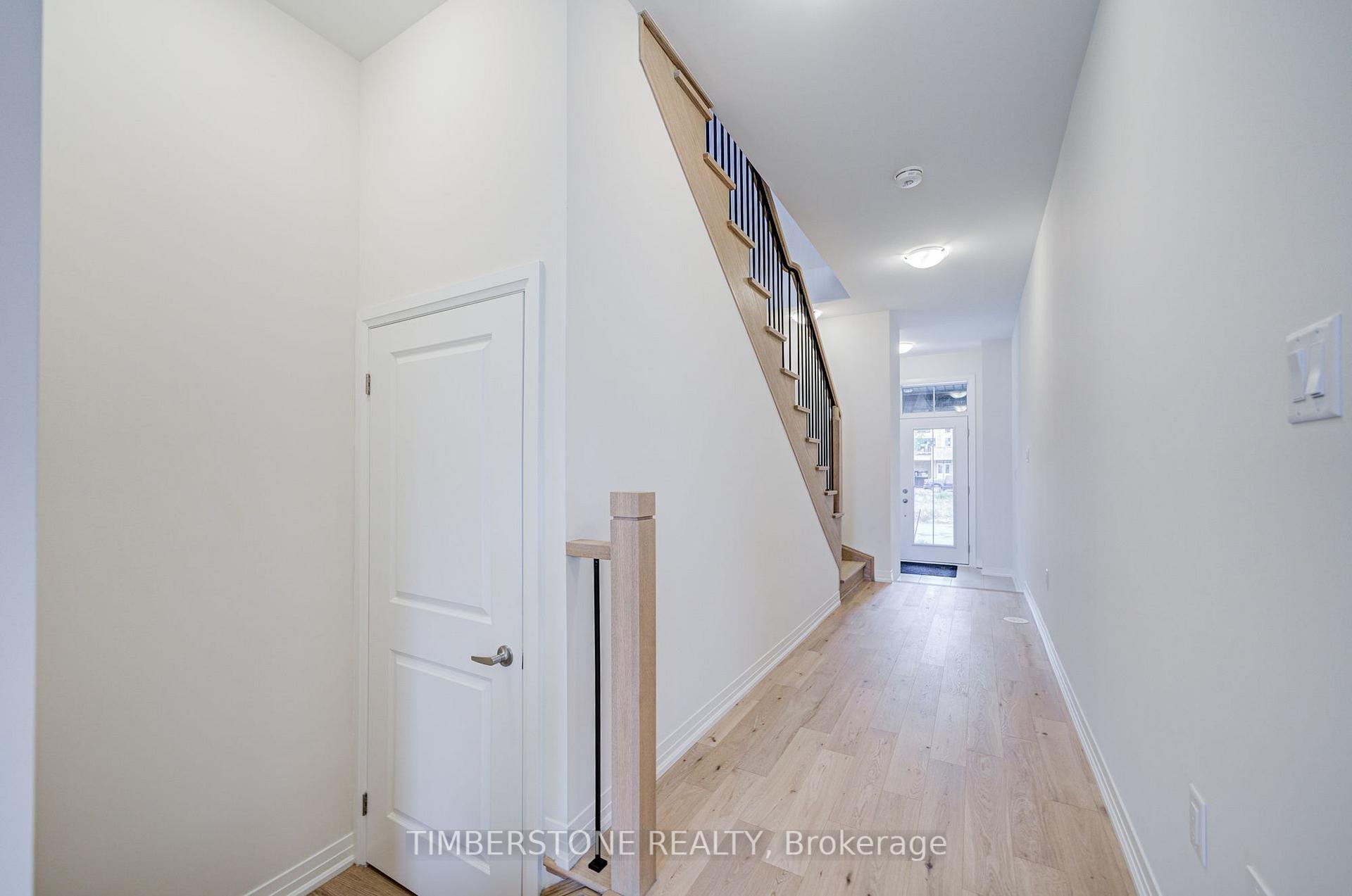 Photo 10 of 74 Blue Pond Drive, Brampton, Northwest Brampton — HOMEH