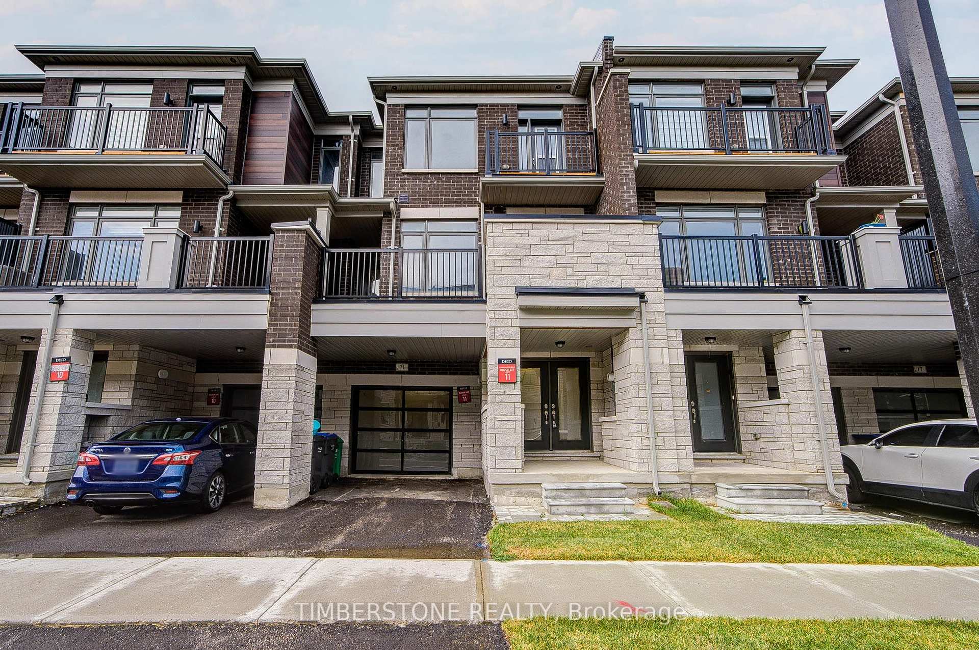 Photo 1 of 21 Bonnington Drive, Brampton, Northwest Brampton — HOMEH