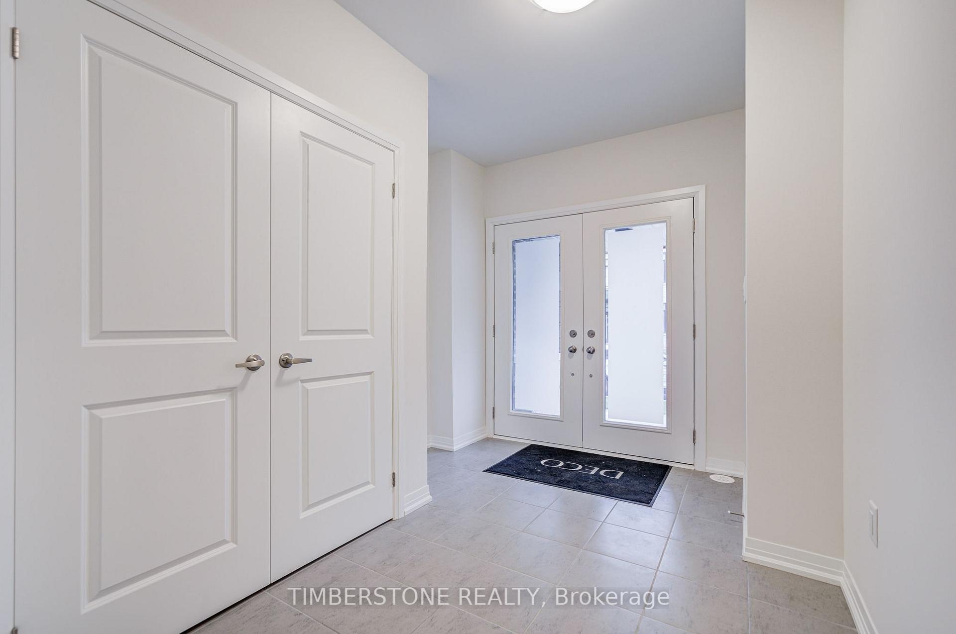 Photo 3 of 21 Bonnington Drive, Brampton, Northwest Brampton — HOMEH