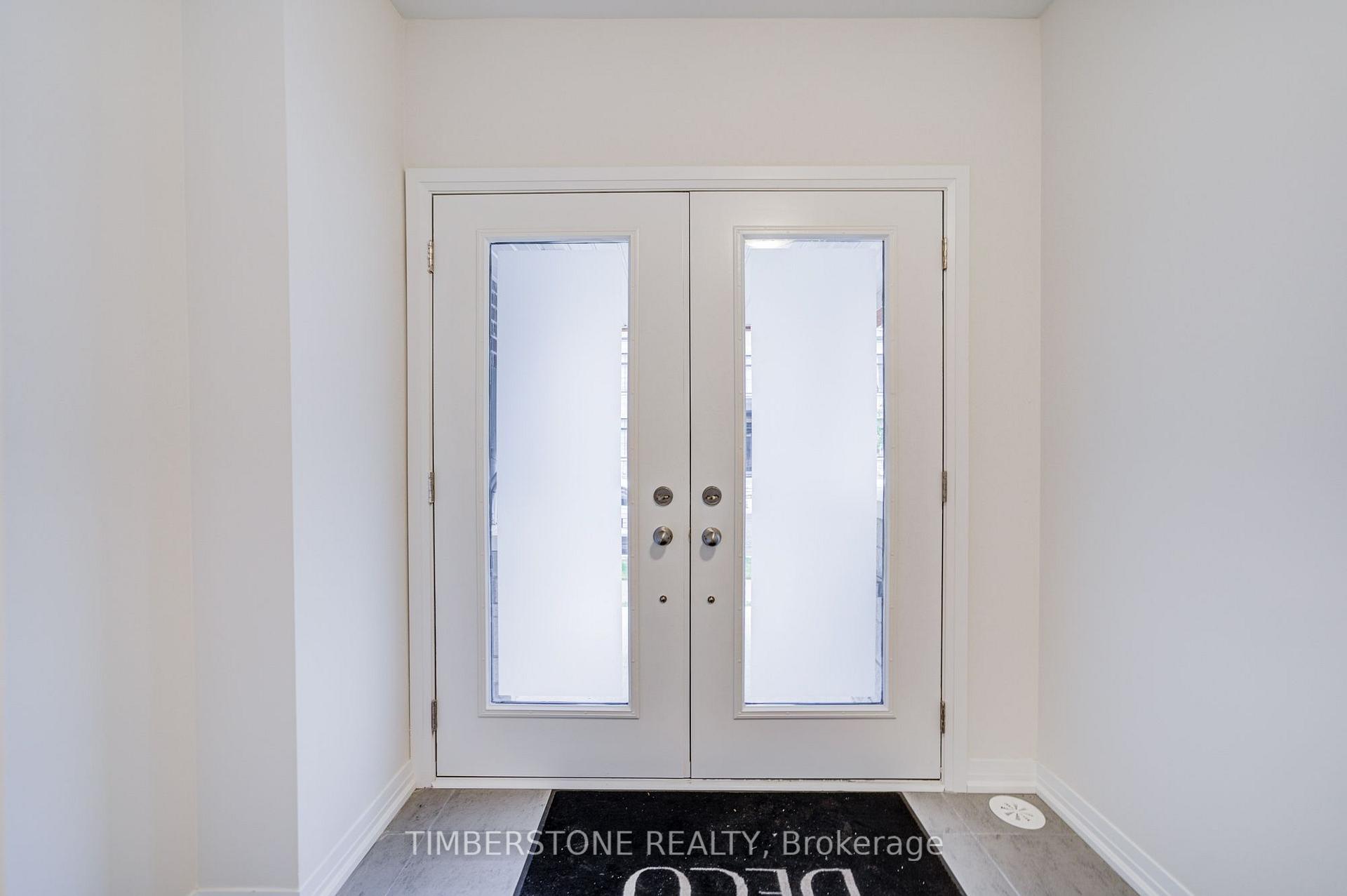 Photo 4 of 21 Bonnington Drive, Brampton, Northwest Brampton — HOMEH